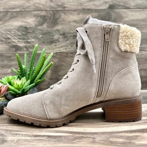 NIB Sole Society Jacenia Lace Up Combat Bootie Suede Faux Fur - Picture 5 of 13